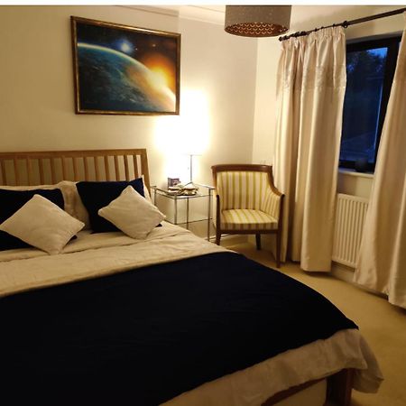 Lovely Private Room With Bathroom Stowey Экстерьер фото