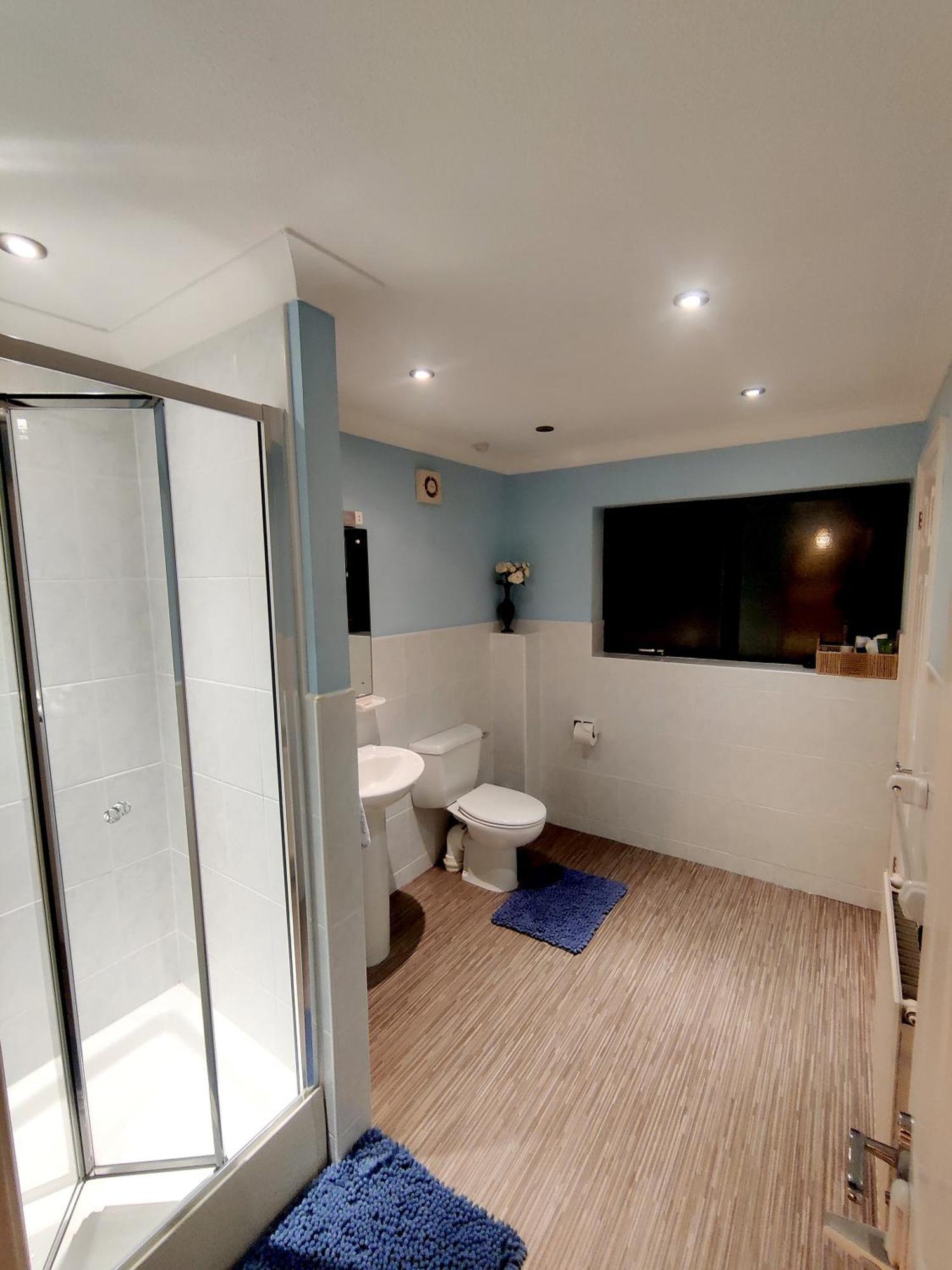 Lovely Private Room With Bathroom Stowey Экстерьер фото